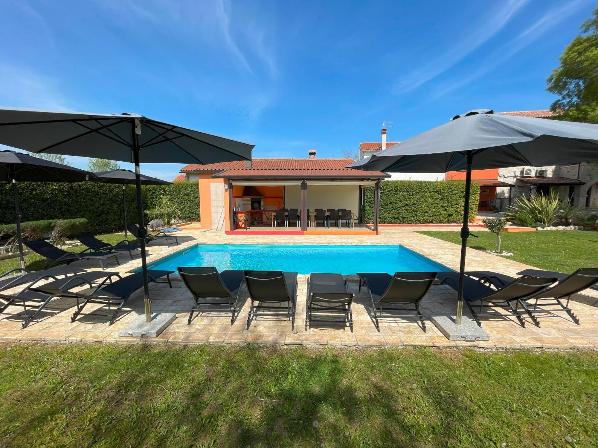 Villa Antonci-18, Pool, 3 Houses, Jacuzzi, Private Territory Antonci  Экстерьер фото