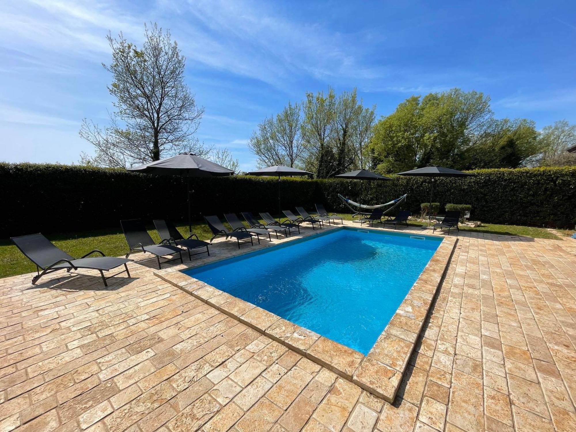 Villa Antonci-18, Pool, 3 Houses, Jacuzzi, Private Territory Antonci  Экстерьер фото